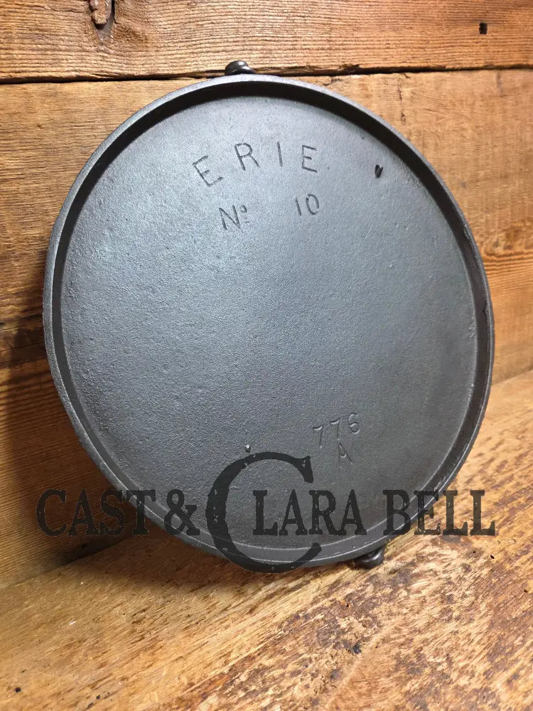Spectacular and hard to find Griswold ERIE 3rd Series #10 Round Griddle with Bail! You don’t see these often! Griddle