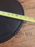 Spectacular piece! EARLY 1900’s Wagner arc straight logo #14 bailed round griddle SC24 - Griddle