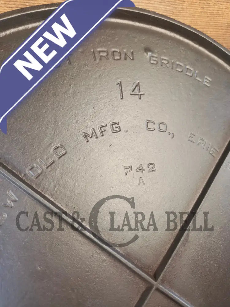Spectacular piece! Late 1910’s #742 Griswold No. 14 Round Griddle w/ Bail and Slant Logo. The largest made of its kind