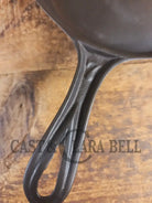 Stunner. Antique gate-marked unknown #7 skillet. Est 1880’s. Left single spout heat ring bottom w/ semi fancy handle