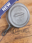 Stunner. Antique gate-marked unknown #7 skillet. Est 1880’s. Left single spout heat ring bottom w/ semi fancy handle
