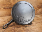 Stunner. Antique gate-marked unknown #9 skillet. Est 1880’s. Left single spout heat ring bottom w/ pointy handle Skillet