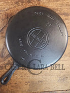 Stunner. Griswold #9 Skillet with Large Block Logo and Smooth Bottom 710 - Skillet