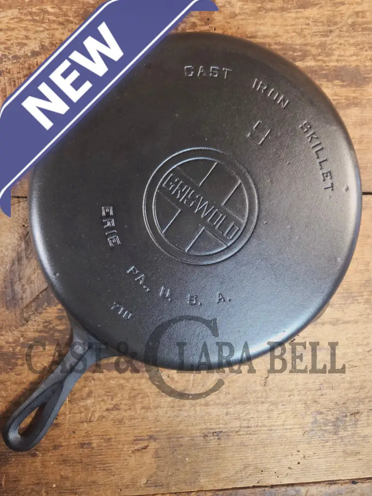 Stunner. Griswold #9 Skillet with Large Block Logo and Smooth Bottom 710 - Skillet