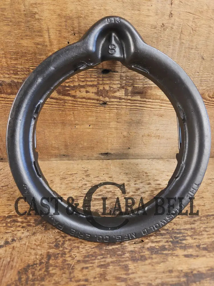 Stunning. The Premier waffle iron! Griswold No. 18 ’Heart and Star’ (919/920) Waffle Iron. Bailed Low Base. Makes the