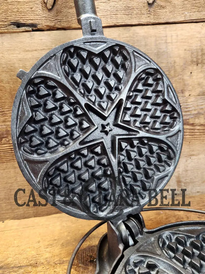 Stunning. The Premier Waffle Iron! Griswold No. 18 ’Heart And Star’ Waffle Iron. Makes The Best