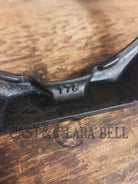 Stunning. VHTF 1930’s Hammered finish Griswold #8 Waffle Iron. The best you can buy - Waffle Iron