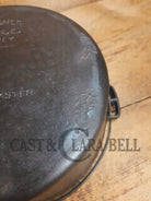 Super Cool 1900-30 #9 Wagner Drip Drop Roaster Dutch Oven w Turtle Top (Sawtooth pattern) lid - Dutch Ovens Trivets &