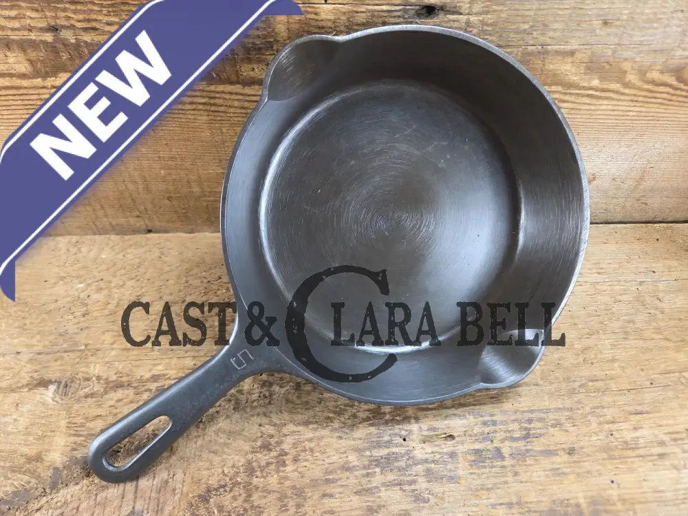 Super handy 1930’s Griswold No. 5 Saute Skillet Small Logo Smooth Bottom 724. Skillet
