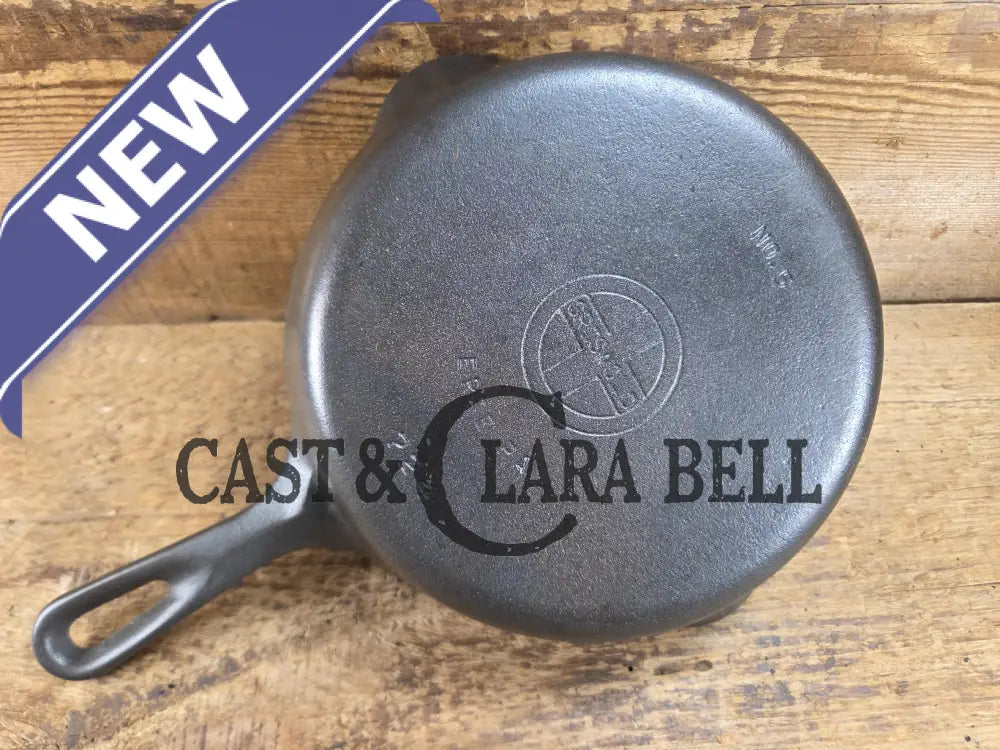 Super handy 1930’s Griswold No. 5 Saute Skillet Small Logo Smooth Bottom 724. Skillet