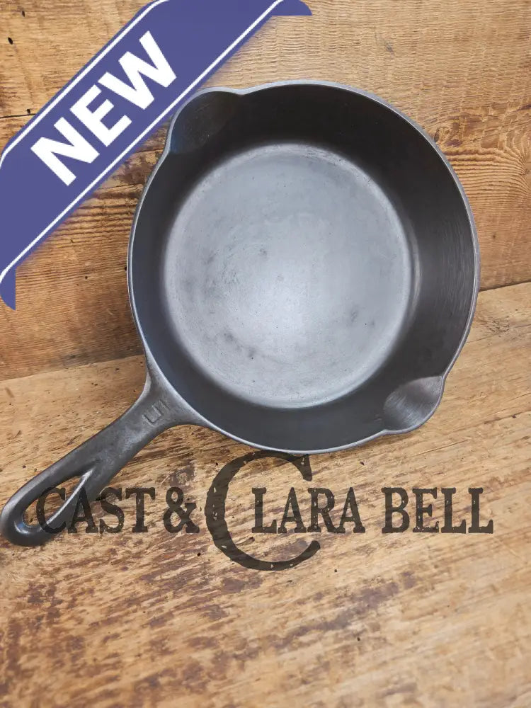 Super handy 1930’s Griswold No. 5 Saute Skillet Small Logo Smooth Bottom 724. Restored and Ready to Use! Skillet