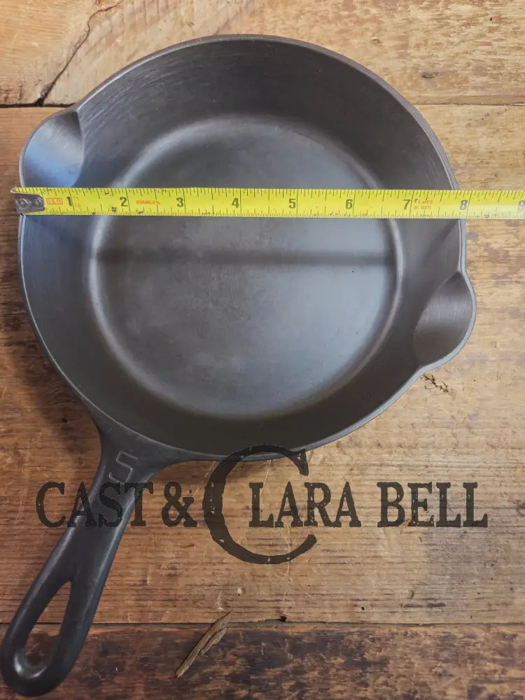 Super handy 1930’s Griswold No. 5 Saute Skillet Small Logo Smooth Bottom 724. Restored and Ready to Use! Skillet