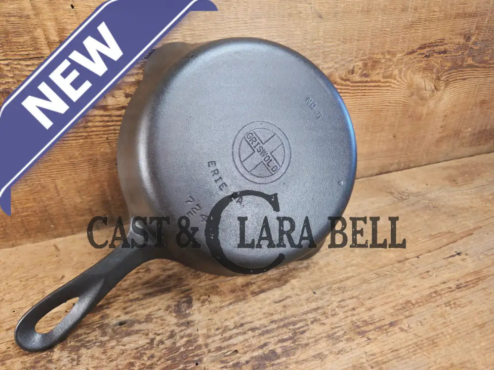 Super handy 1930’s Griswold No. 5 Saute Skillet Small Logo Smooth Bottom 724. Restored and Ready to Use! Skillet