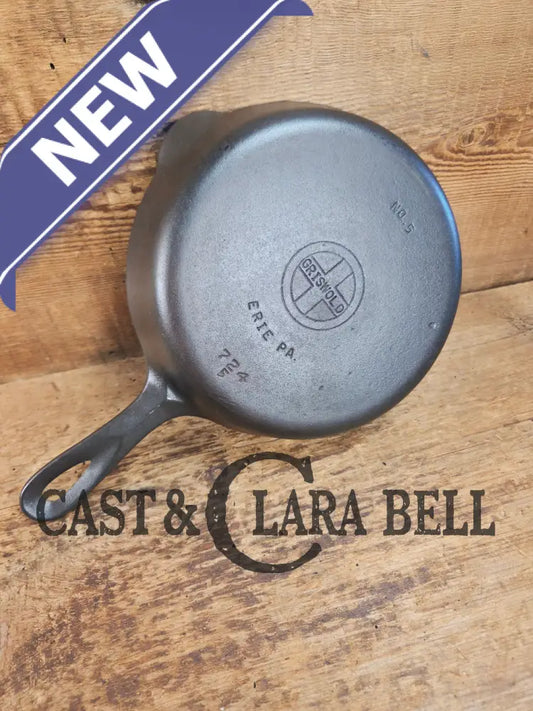 Super handy 1930’s Griswold No. 5 Saute Skillet Small Logo Smooth Bottom 724. Restored and Ready to Use! Skillet