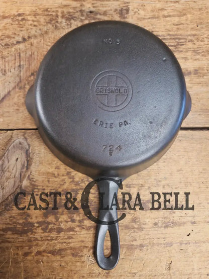 Super handy 1930’s Griswold No. 5 Saute Skillet Small Logo Smooth Bottom 724. Restored and Ready to Use! Skillet