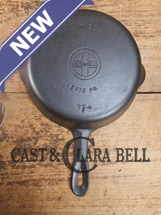 Super handy 1930’s Griswold No. 5 Sauté Skillet Small Logo Smooth Bottom 724. Restored and Ready to Use! Skillet