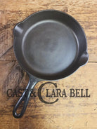 Super hard to find!! Gorgeous 1920’s Griswold’s Victor #5 Skillet with Heat Ring Fully Marked 695. Skillet