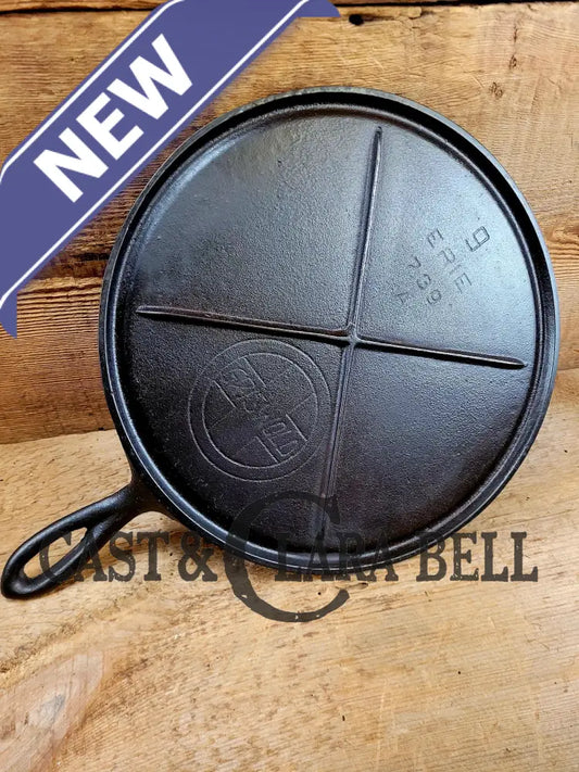 Super Unique And Hard To Find!! Gorgeous Griswold 739 Erie Round Handled Griddle. Great For Grilled