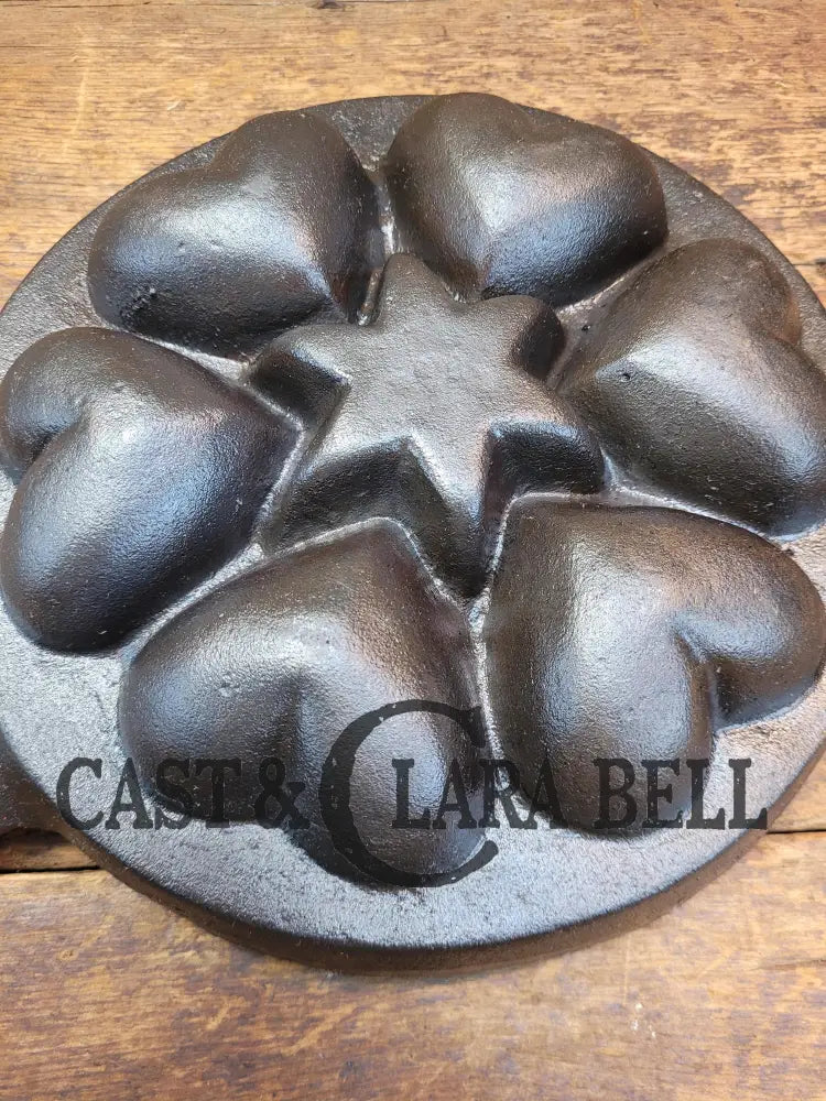 Super Unique Gift Idea! Unknown Maker Hearts And Star Gem/Skillet. Awesome! Bakeware