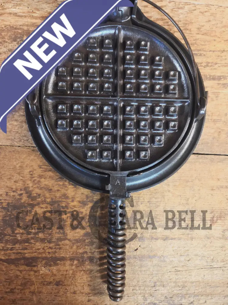 The BEST gift idea! Gorgeous Griswold #8 Cast Waffle Iron #151/151 Low base #152 - Waffle Iron