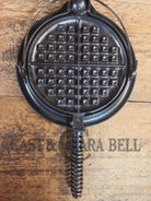 The BEST gift idea! Gorgeous Griswold #8 Cast Waffle Iron #151/151 Low base #152 - Waffle Iron