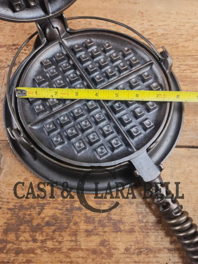 The BEST gift idea! Gorgeous Griswold #8 Cast Waffle Iron #151/151 Low base #152 Fully Restored and Seasoned! Waffle