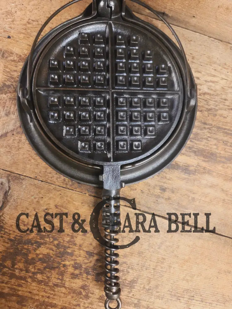 The BEST gift idea! Gorgeous Griswold #8 Cast Waffle Iron #151/151 Low base #152 Fully Restored and Seasoned! Waffle