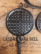 The BEST gift idea! Gorgeous Griswold #8 Cast Waffle Iron #151/151 Low base #152 Fully Restored and Seasoned! Waffle