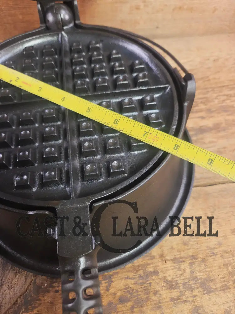 The BEST gift idea! Griswold #8 Cast Waffle Iron #151/151 Tall Base!! Ready to make Crispy Waffles! Waffle Iron