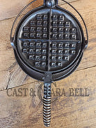 The BEST gift idea! Griswold #8 Cast Waffle Iron #151/151 Tall Base!! Ready to make Crispy Waffles! - Waffle Iron