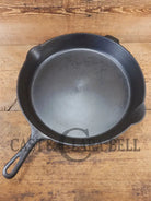 The biggest handled skillet made by Wagner with a Griswold pattern! Huge Wagner #14 Cast Iron Skillet 15 1/4 Inches
