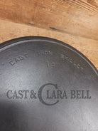 The biggest handled skillet made by Wagner with a Griswold pattern! Huge Wagner #14 Cast Iron Skillet 15 1/4 Inches