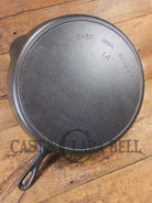 The biggest handled skillet made by Wagner with a Griswold pattern! Huge Wagner #14 Cast Iron Skillet 15 1/4 Inches
