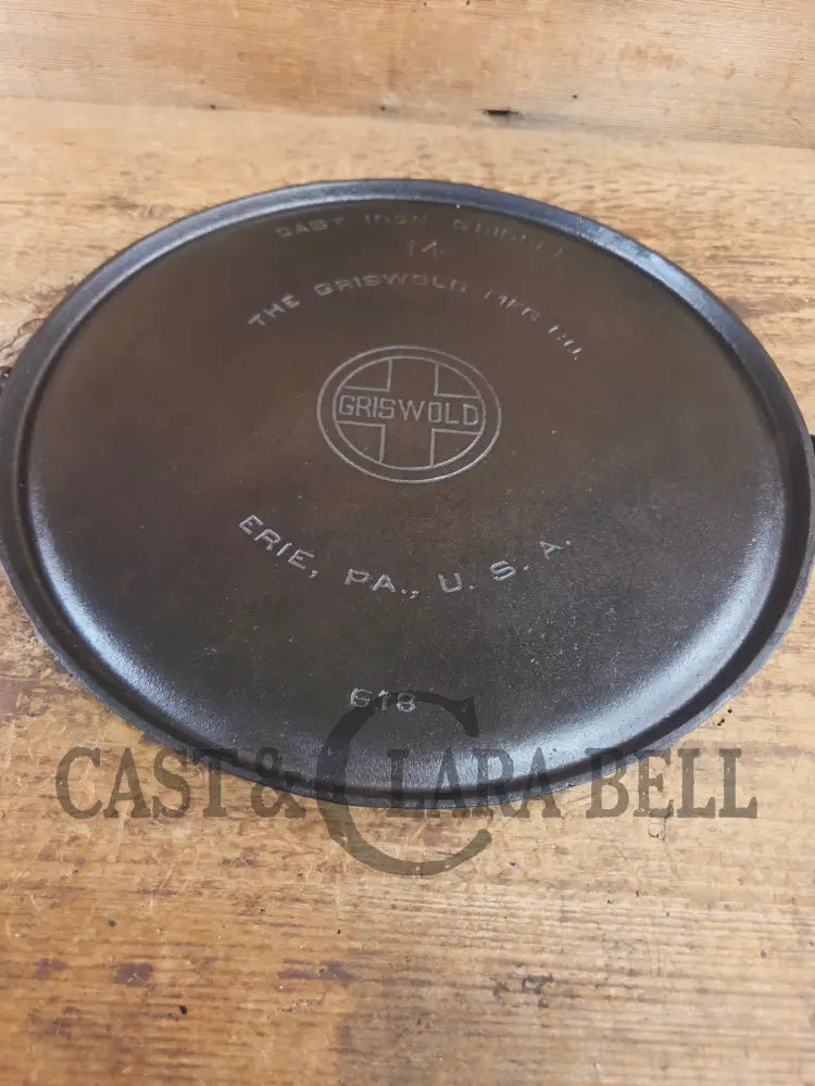 The BIGGEST you can buy! HTF 1920’s Griswold No. 14 Round Griddle with Bail. Block Logo #618. Ready to make pizzas by