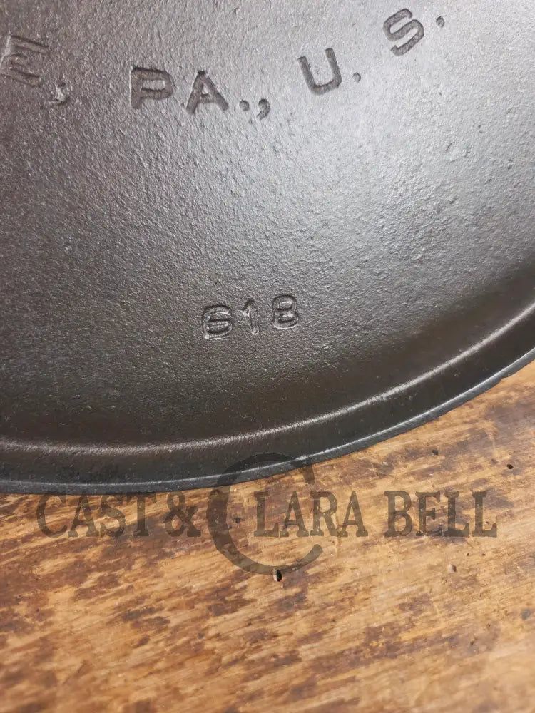 The BIGGEST you can buy! HTF 1920’s Griswold No. 14 Round Griddle with Bail. Block Logo #618. Ready to make pizzas by