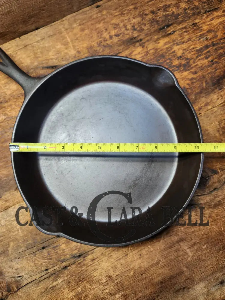 The Clara Bell Classic! 1940’S Era Lodge #8 Cast Iron Skillet With 3 Notch Heat Ring And 4 Marking.