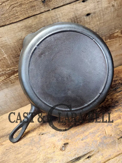 The Clara Bell Classic! 1940’S Era Lodge #8 Cast Iron Skillet With 3 Notch Heat Ring And 4 Marking.