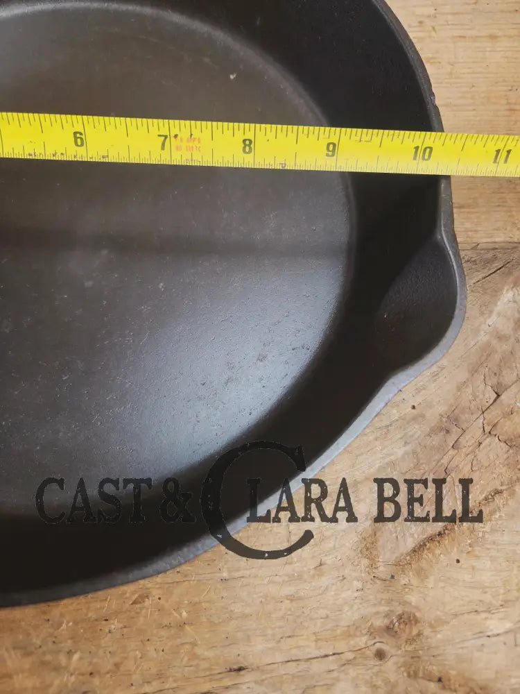 The Clara Bell Classic! 1940’s Era Three notch Lodge #8 cast iron skillet. Skillet