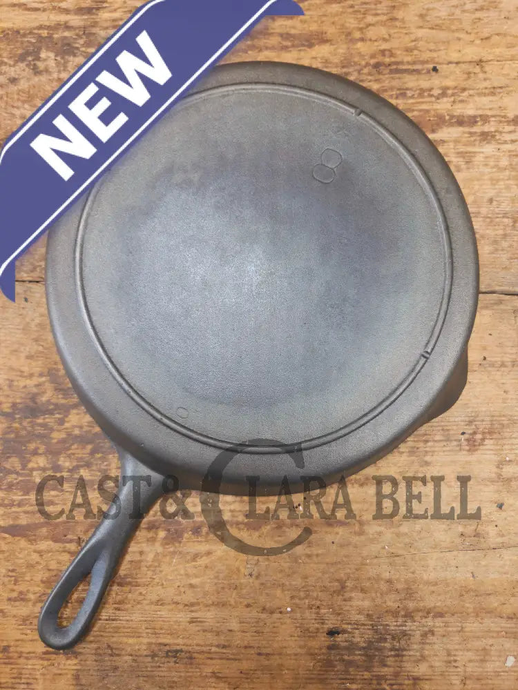 The Clara Bell Classic! 1940’s Era Three notch Lodge #8 cast iron skillet - Skillet
