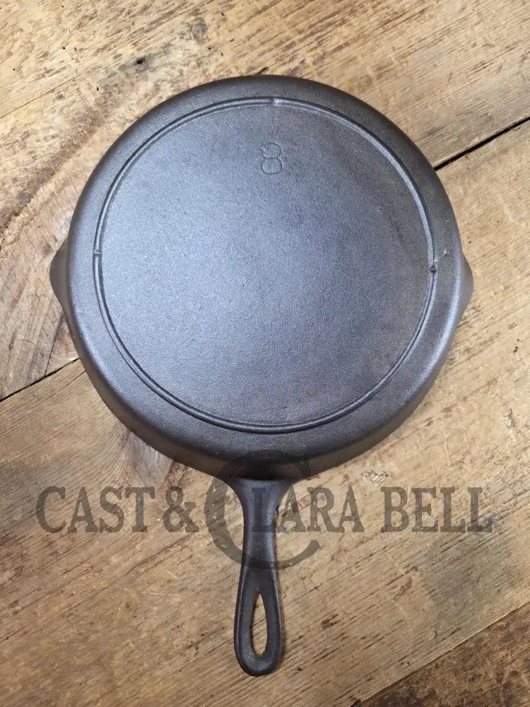 The Clara Bell Classic! 1940’s Era Three notch Lodge #8 cast iron skillet. Beautiful piece of Americana! Skillet