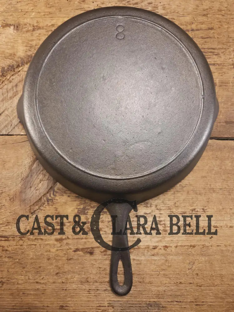 The Clara Bell Classic! 1940’s Era Three notch Lodge #8 cast iron skillet. Beautiful piece of Americana! SC24