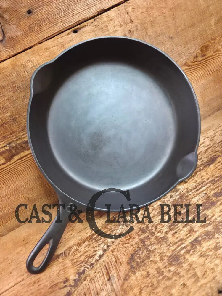 The Classic! 1910’s Griswold #8 Cast Iron Skillet with Slant Logo and FULL EPU 704 G Skillet