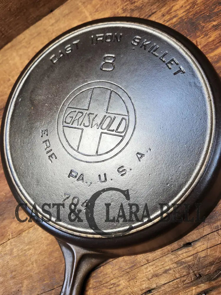 The Classic! 1920’S Griswold #8 Cast Iron Skillet Large Block Slant Logo 704 K