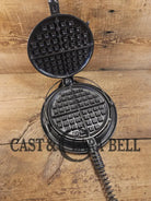 The Classic 1920’s Griswold Waffle Iron (314 /315) with Low Base (913). Fully restored and ready to make crispy