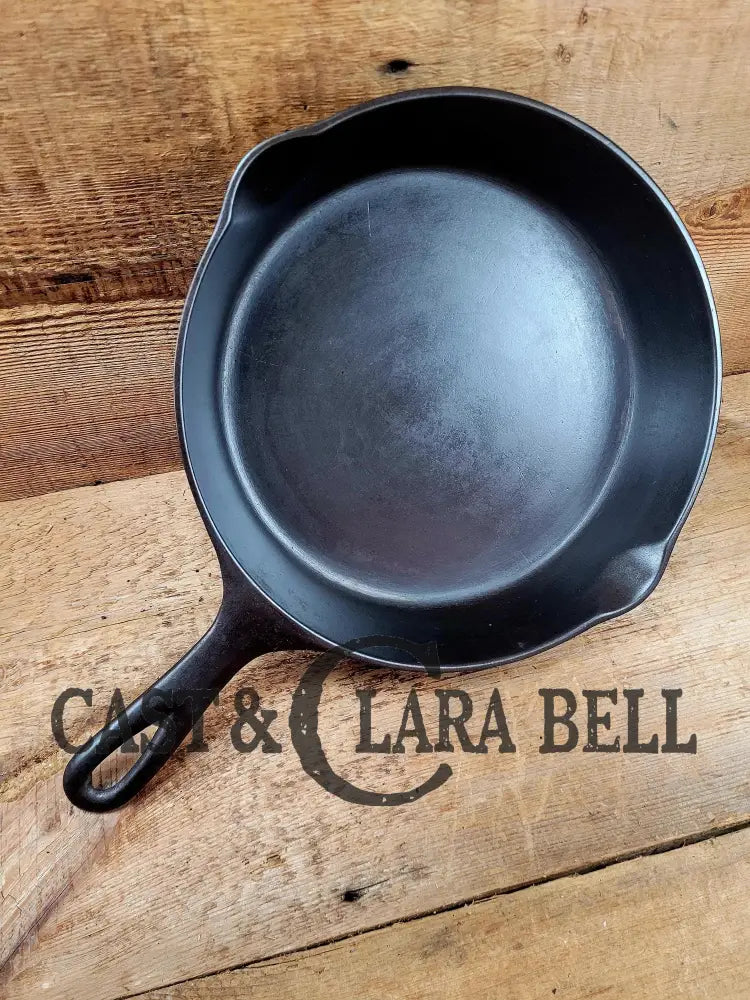 The Classic! 1920’S Wagner Ware Sidney -O- #8 B Skillet With Heat Ring And Stylized Logo Single