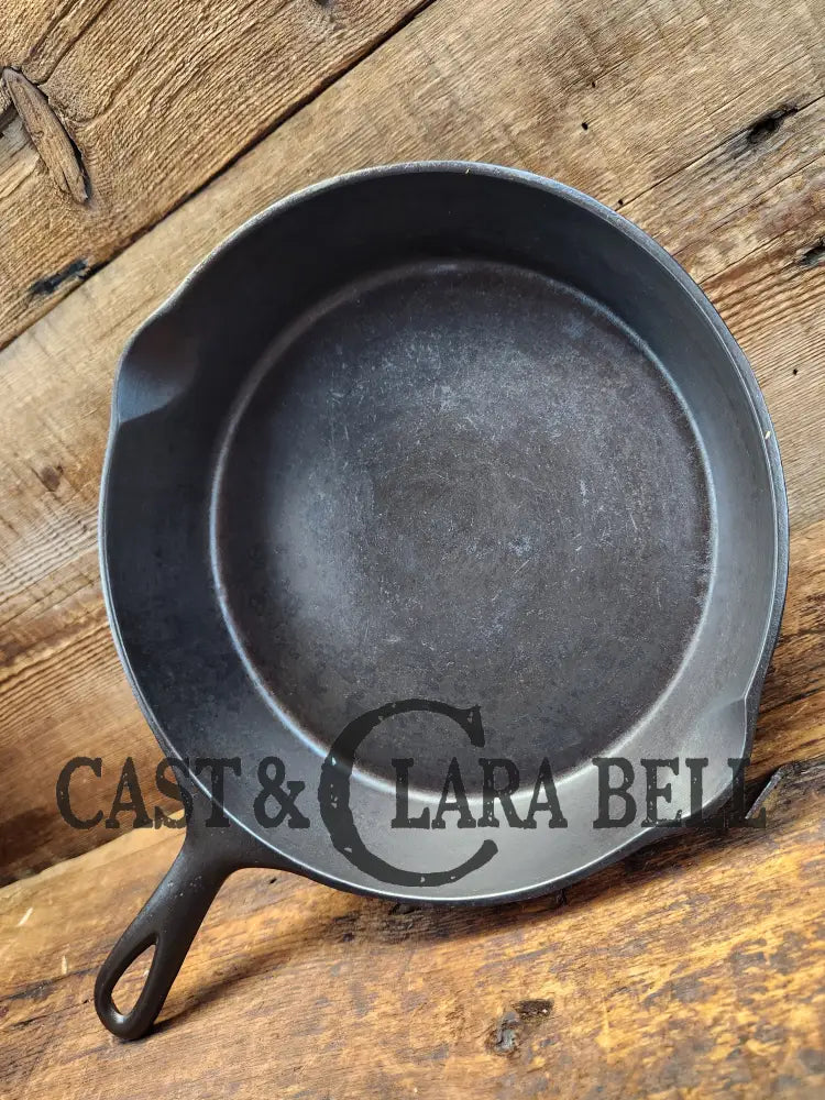 The Classic! 1920’S Wagner Ware Sidney -O- #8 Skillet With Heat Ring And Stylized Logo Single