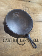 The Classic! 1924 Wagner Ware Sidney -O- #8 Skillet with Heat Ring and Stylized Logo 1058 D Skillet