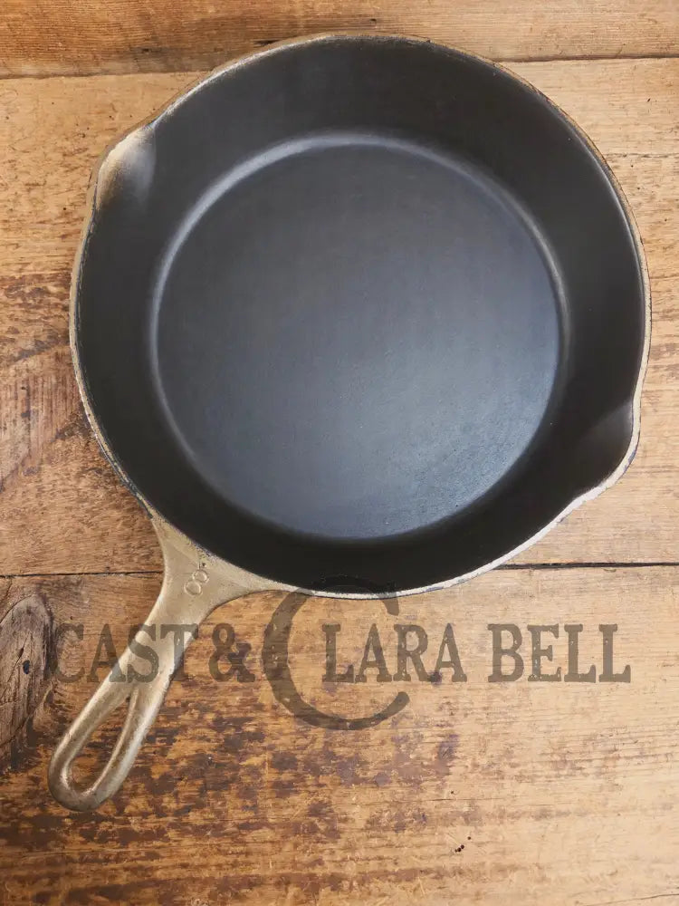 The Classic! 1924 Wagner Ware Sidney -O- #8 Skillet with Heat Ring and Stylized Logo 1058 K. Nickel plated outside
