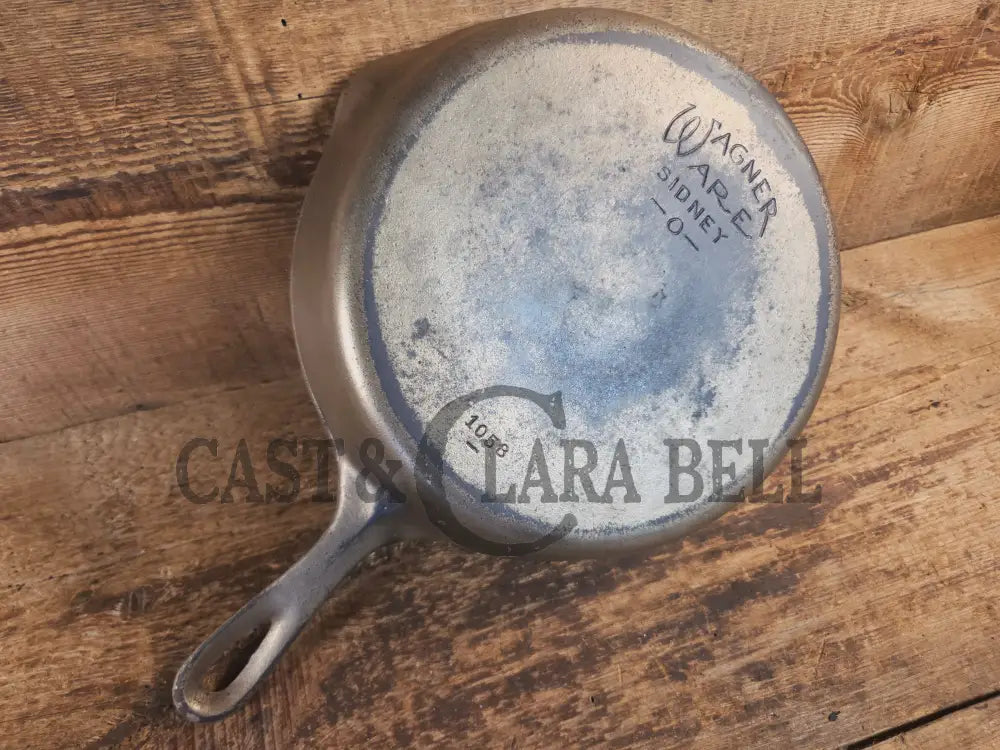 The Classic! 1924 Wagner Ware Sidney -O- #8 Skillet with smooth bottom & Stylized Logo 1058 K. Nickel plated outside