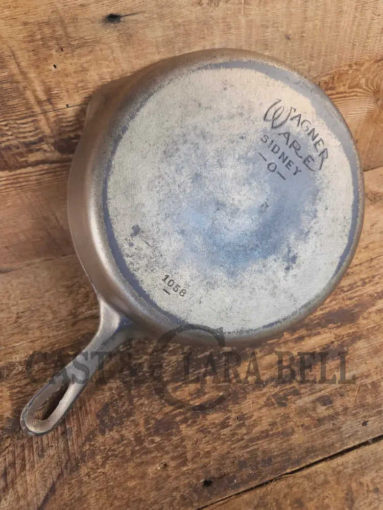 The Classic! 1924 Wagner Ware Sidney -O- #8 Skillet with smooth bottom & Stylized Logo 1058 K. Nickel plated outside